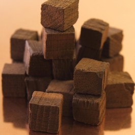 Hungarian Oak Cubes - Click Image to Close